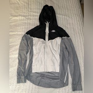 Nike Team Windrunner